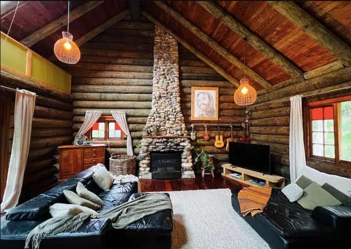 Coromandel Secluded Log Cabin Retreat Hikuai Exterior photo